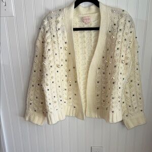 Ciebon- Elegant Cream Cardigan with Pearl Accents